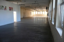 Do wynajęcia hala o pow. 400m2 w Koninie!